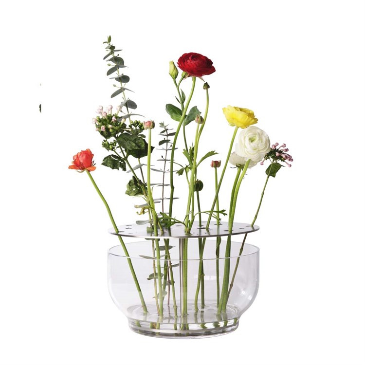 Fritz Hansen Ikebana Vase Stor Rustfritt Stål med blomster