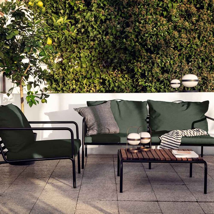 HOUE Avon Lounge sofa Alpine på terrassen