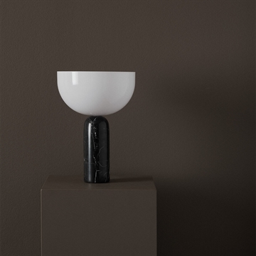 New Works Kizu Bordlampe Liten svart