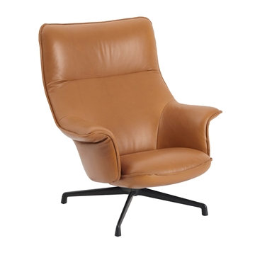 Muuto Doze Lounge Chair Høy rygg / Svingbase - Refine Cognac Lær/Antrasitt svart