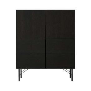 Hammel Furniture EDGE kommode med skuffer. Ben, skuffer og dører